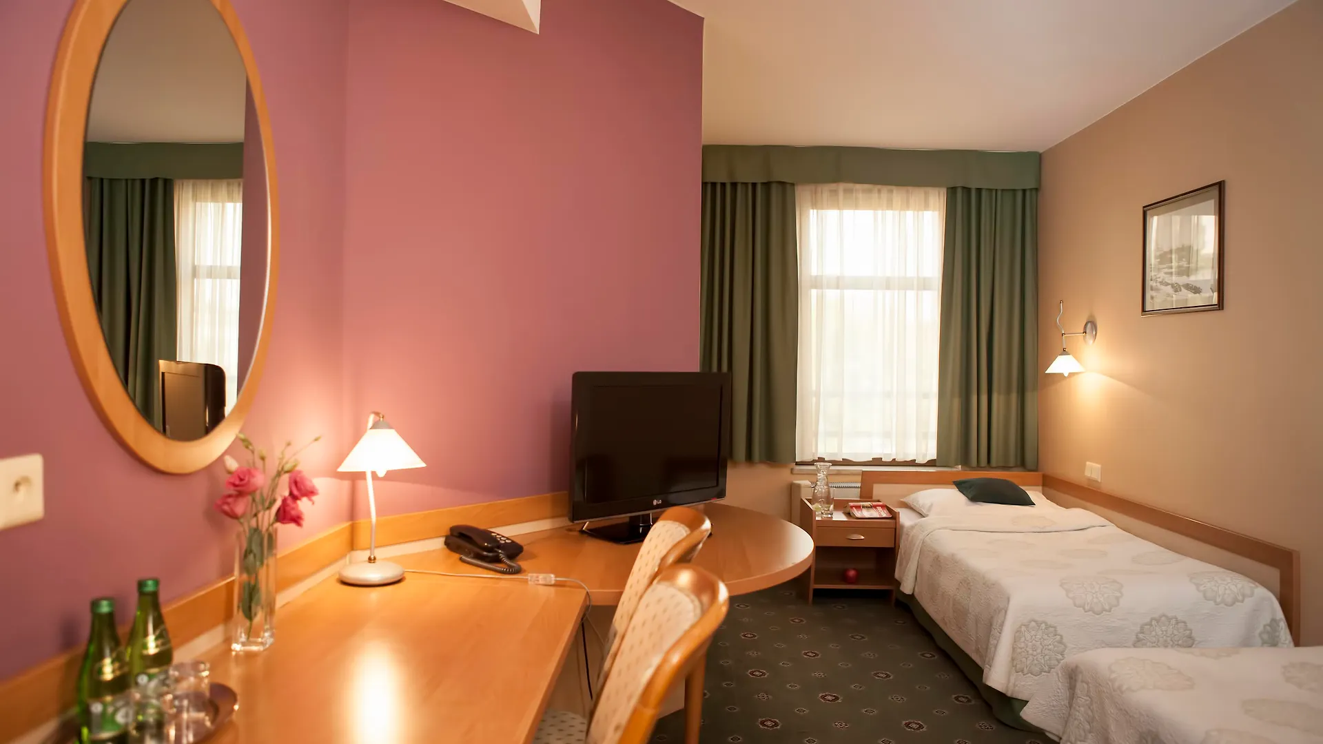 ***  Hotel Secesja Краков Польша